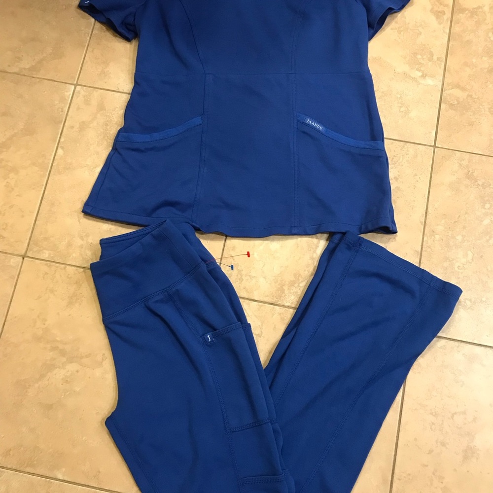Jaanuu royal blue scrubs